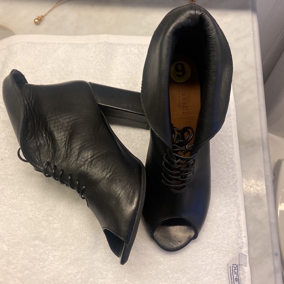 Lace up Black Leather Booties - Picture 2 of 6